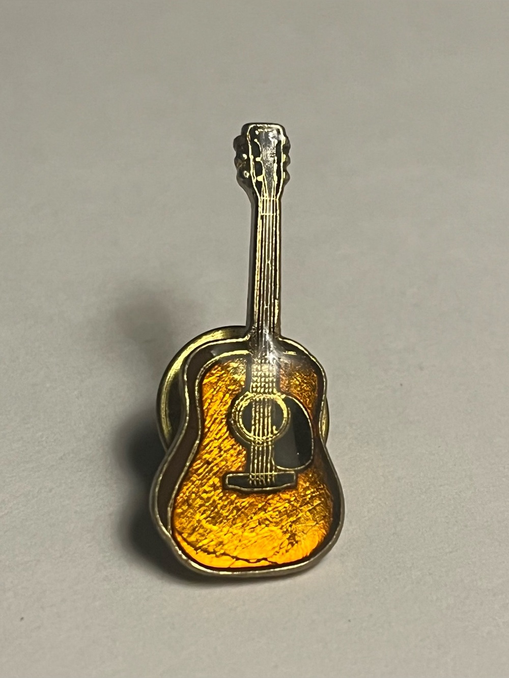 Vintage Acoustic Country Guitar Music Lapel Pin